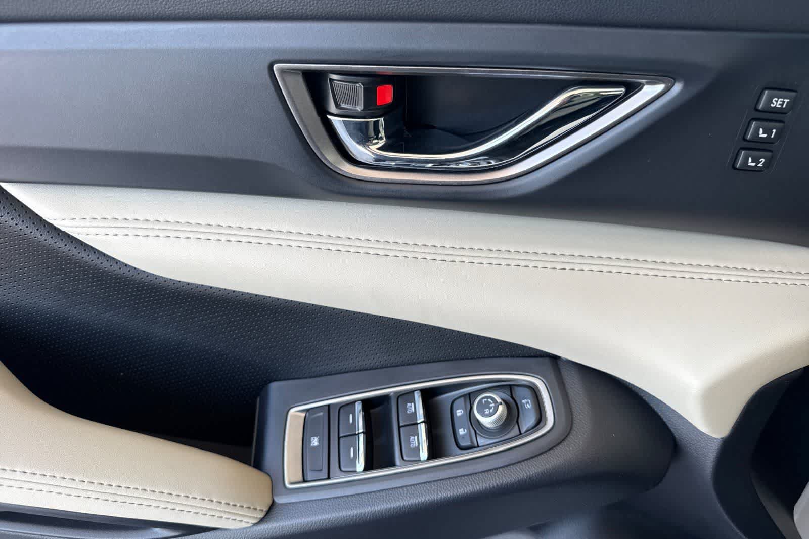 New 2026 Subaru Ascent Limited AWD/4WD image 12