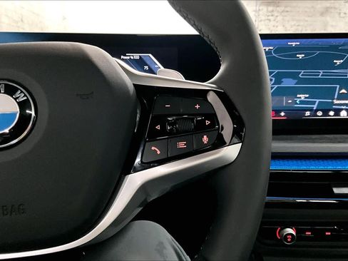 Used 2025 BMW 330i Sedan w/ Convenience Package image 21