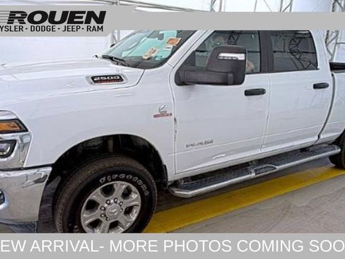 Used 2025 RAM 2500 Big Horn AWD/4WD image 1