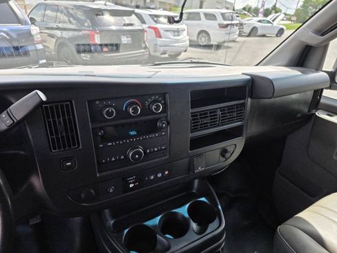Used 2019 Chevrolet Express 2500 Extended w/ Driver Convenience Package RWD image 21
