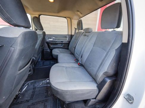 Used 2020 RAM 2500 Big Horn w/ Level 1 Equipment Group image 30