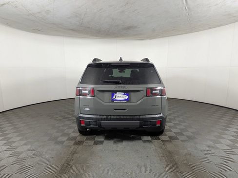 New 2026 Jeep Cherokee Laredo image 8