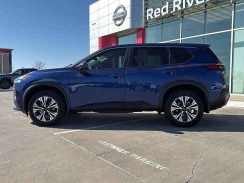 Used 2023 Nissan Rogue SV image 50