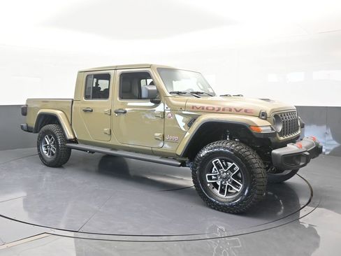 New 2026 Jeep Gladiator Mojave image 8