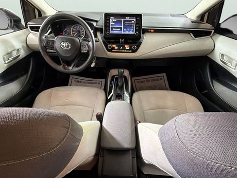 Used 2020 Toyota Corolla LE FWD image 29