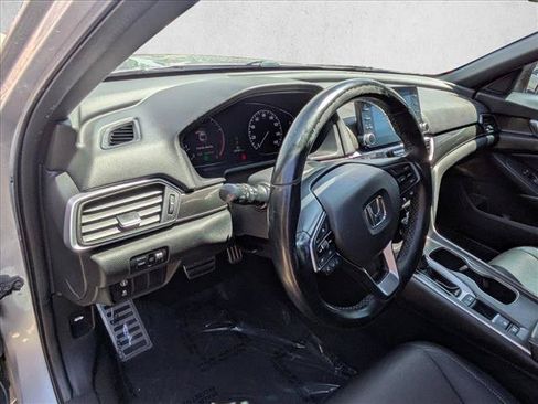 Used 2019 Honda Accord Sport image 10
