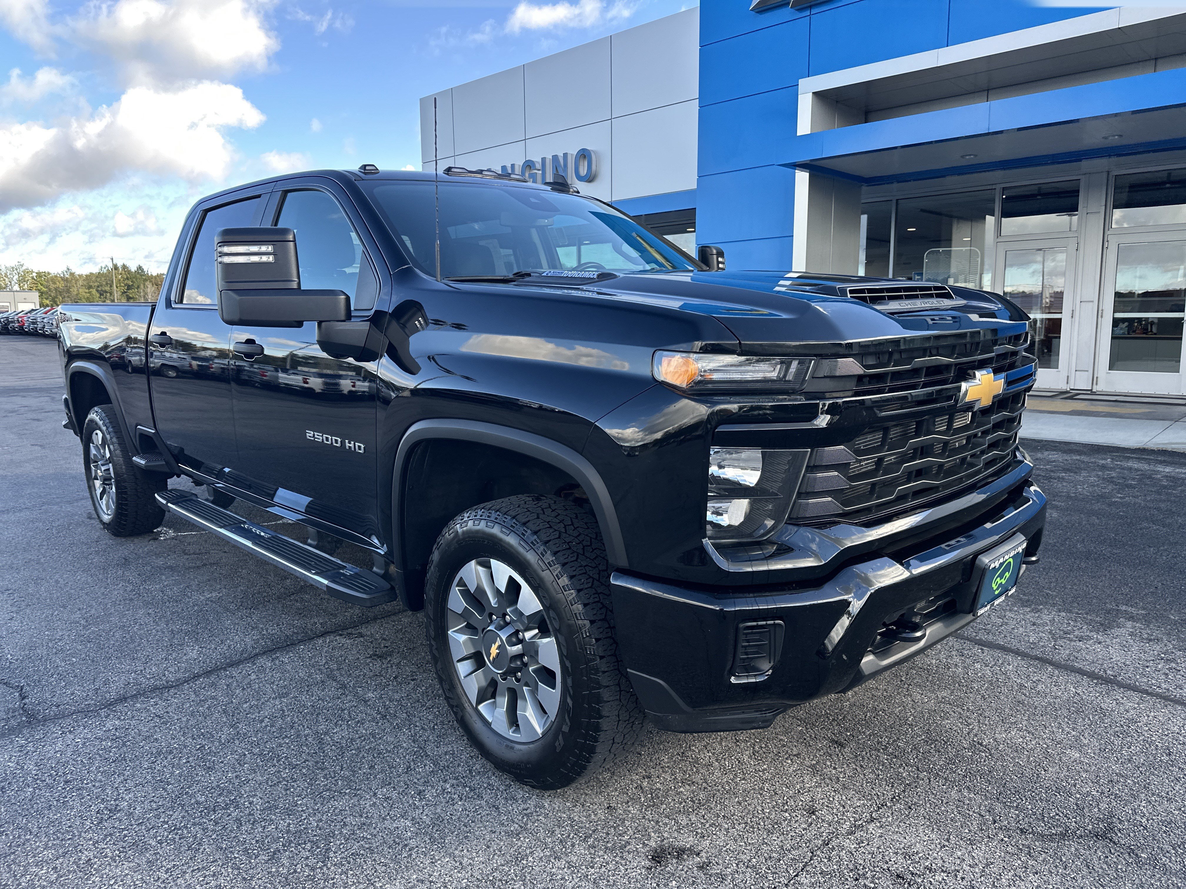 Certified 2024 Chevrolet Silverado 2500 Custom w/ Custom Value Package AWD/4WD image 2
