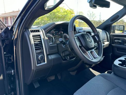 Used 2022 RAM 1500 Classic Warlock w/ Electronics Group AWD/4WD image 10