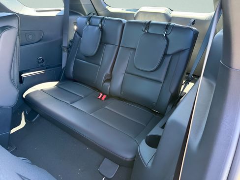 New 2026 Ford Explorer ST-Line AWD/4WD image 8
