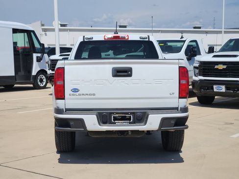 Used 2022 Chevrolet Colorado LT w/ Fleet Safety Package RWD image 6