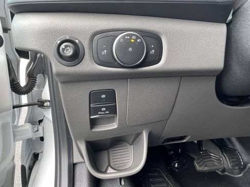 New 2026 Ford Transit 250 Low Roof RWD image 12