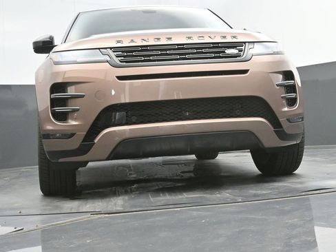 New 2026 Land Rover Range Rover Evoque Dynamic SE image 28