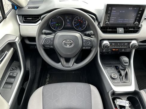 Used 2019 Toyota RAV4 XLE w/ Convenience Package AWD/4WD image 12