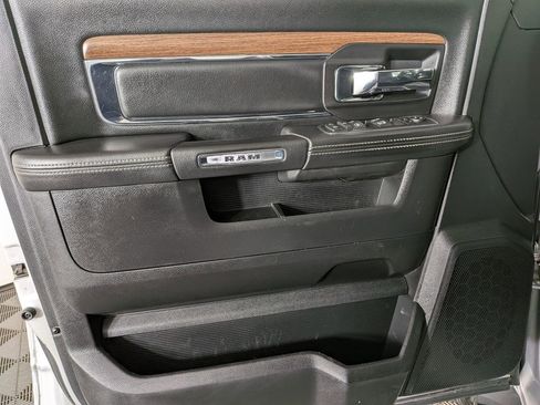 Used 2016 RAM 3500 Laramie w/ Cold Weather Group image 16