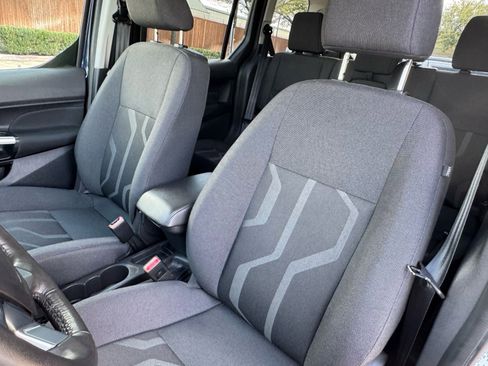 Used 2016 Ford Transit Connect XLT image 23