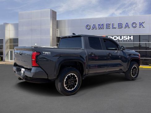 Used 2025 Toyota Tacoma TRD Off-Road AWD/4WD image 6