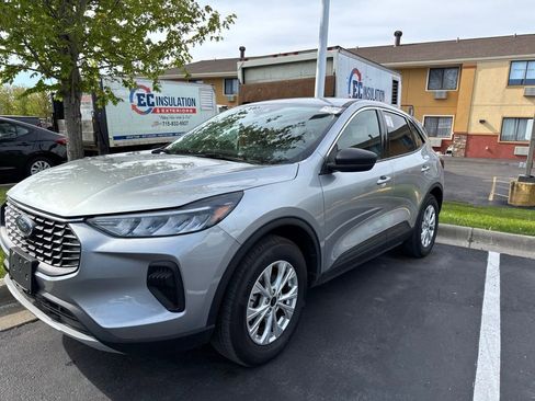 Used 2024 Ford Escape Active AWD/4WD image 8