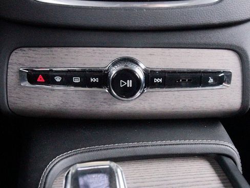 Certified 2023 Volvo XC90 B6 Ultimate image 11