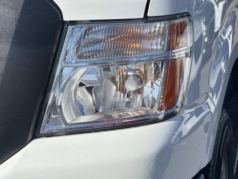 Used 2021 Nissan NV 2500 SV image 10