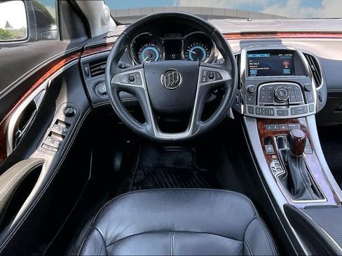 Used 2012 Buick LaCrosse Premium FWD image 5