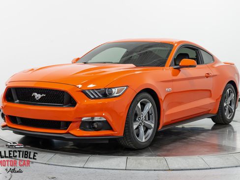 Used 2016 Ford Mustang GT Premium w/ Equipment Group 401A RWD image 31