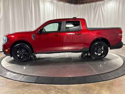 Used 2025 Ford Maverick Lariat w/ Black Appearance Package AWD/4WD image 23