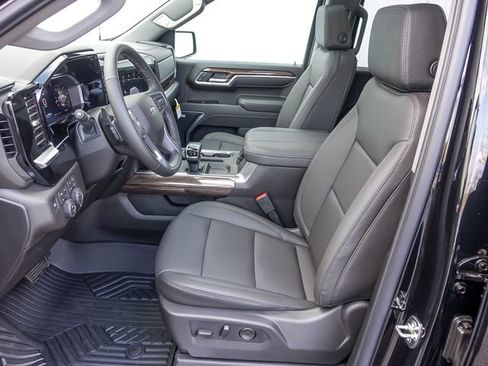 New 2026 Chevrolet Silverado 1500 RST w/ RST All Star Premium Package AWD/4WD image 13