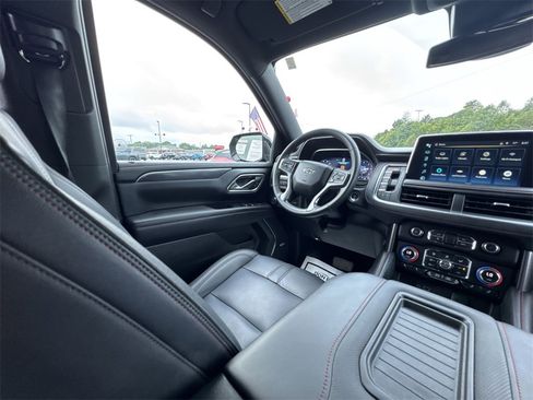 Used 2023 Chevrolet Tahoe RST image 15