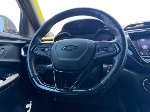Used 2023 Chevrolet TrailBlazer RS w/ Sun and Liftgate Package AWD/4WD image 12