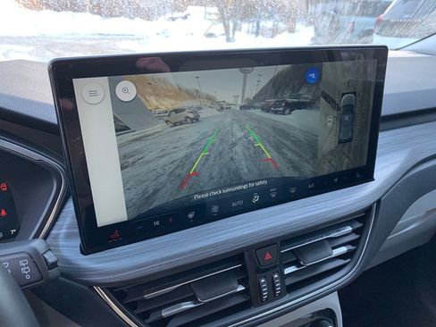 Used 2025 Ford Escape Platinum w/ Premium Technology Package image 30