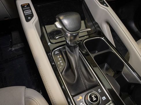 Used 2021 Kia Telluride EX w/ EX Premium Package image 18