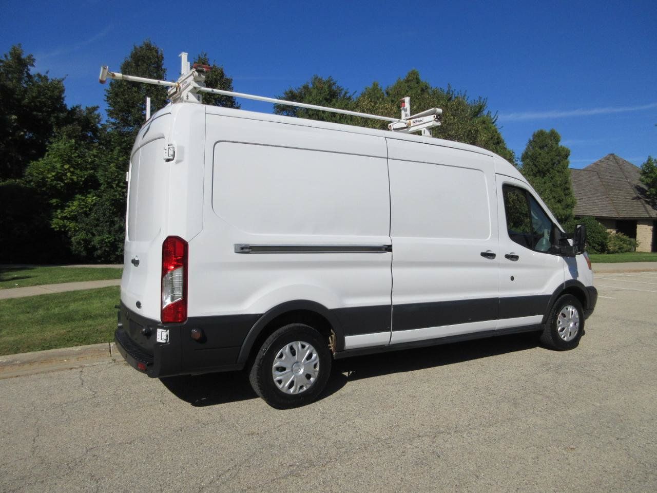 Used 2015 Ford Transit 150 148 Medium Roof w/ Interior Upgrade Package RWD image 7