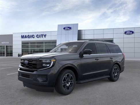 New 2025 Ford Expedition Active image 1