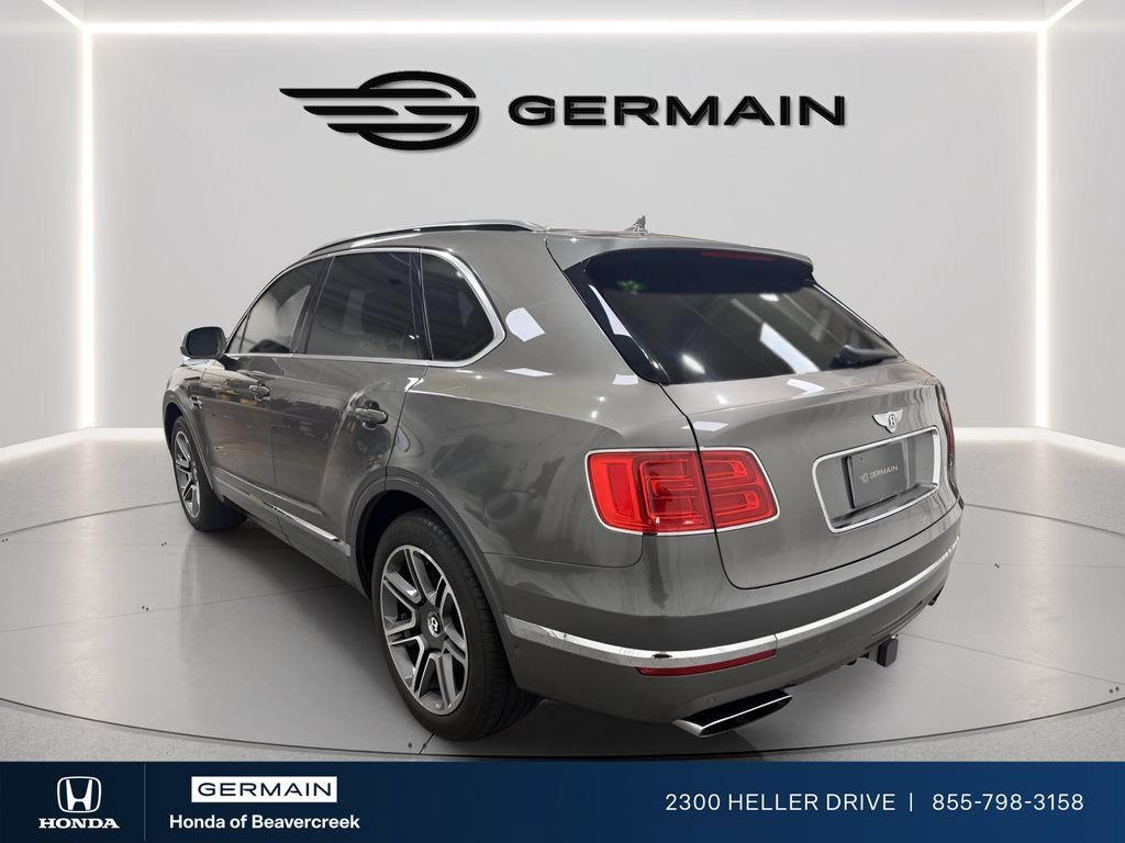 Used 2018 Bentley Bentayga AWD/4WD image 6
