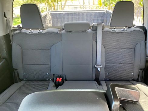 Used 2025 Chevrolet Silverado 1500 W/T w/ WT Value Package image 35