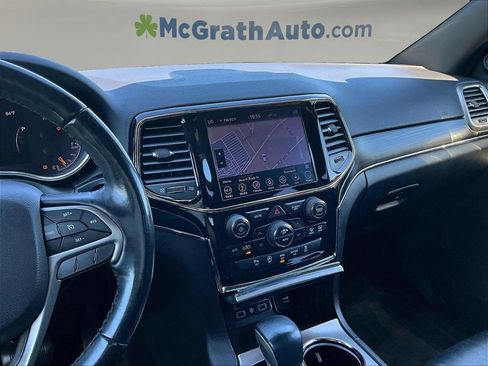 Used 2019 Jeep Grand Cherokee Limited AWD/4WD image 12