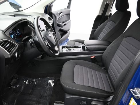 Used 2024 Ford Edge SE image 11