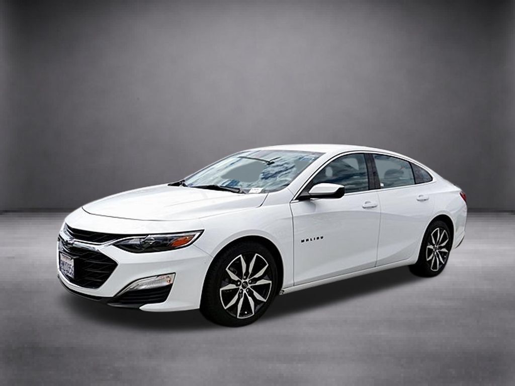 Used 2025 Chevrolet Malibu RS FWD image 10