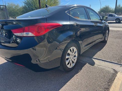 Used 2012 Hyundai Elantra GLS w/ Comfort Pkg 2 FWD image 7