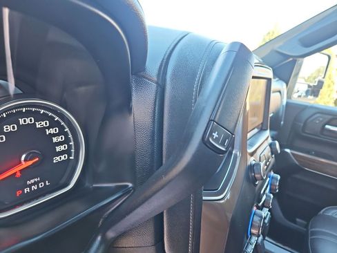 Used 2020 Chevrolet Silverado 3500 High Country image 23