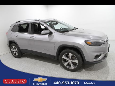 Used 2019 Jeep Cherokee Limited image 1