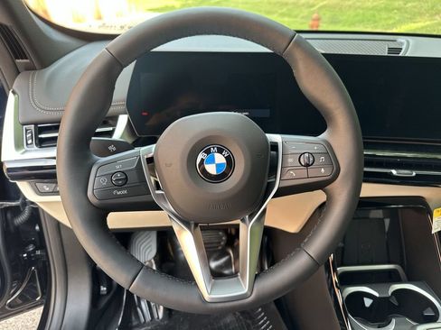 Used 2026 BMW X1 xDrive28i w/ Convenience Package AWD/4WD image 17
