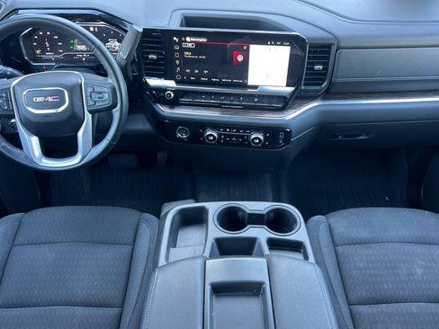 Used 2023 GMC Sierra 1500 Elevation w/ LPO, Elevation Black Package image 10