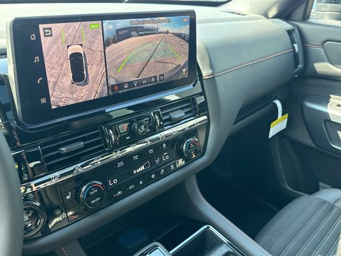 New 2026 Nissan Pathfinder Rock Creek AWD/4WD image 21