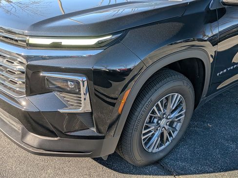 New 2026 Chevrolet Traverse LT w/ Driver Confidence Package image 10