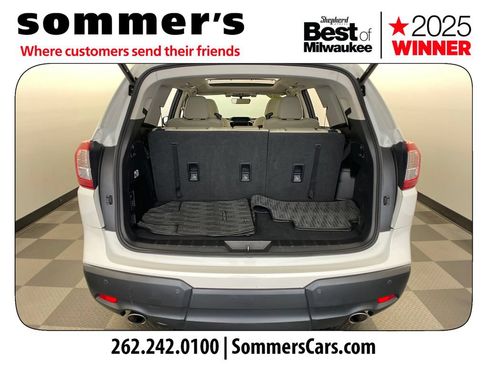 Used 2022 Subaru Ascent Limited w/ Technology Package AWD/4WD image 21