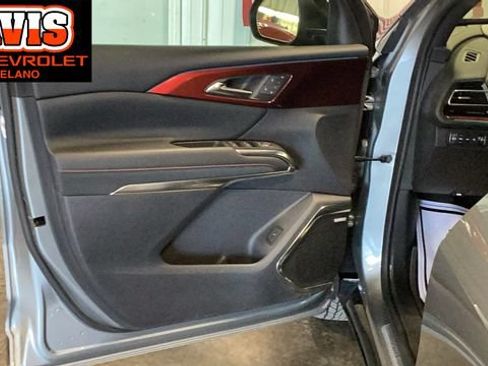 Used 2024 Chevrolet Traverse RS w/ LPO, Floor Liner Package AWD/4WD image 14