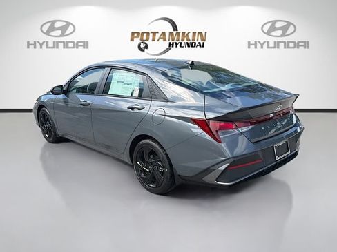 Certified 2026 Hyundai Elantra Sport FWD image 7