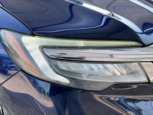 Certified 2020 Honda Pilot Touring image 28