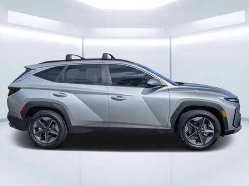 Used 2026 Hyundai Tucson SEL FWD image 2